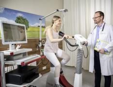 Diakonissen Tagesklinik Linz Untersuchung am Ergometer